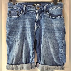 DKNY Jean Bermuda shorts size 6 light blue stonewash